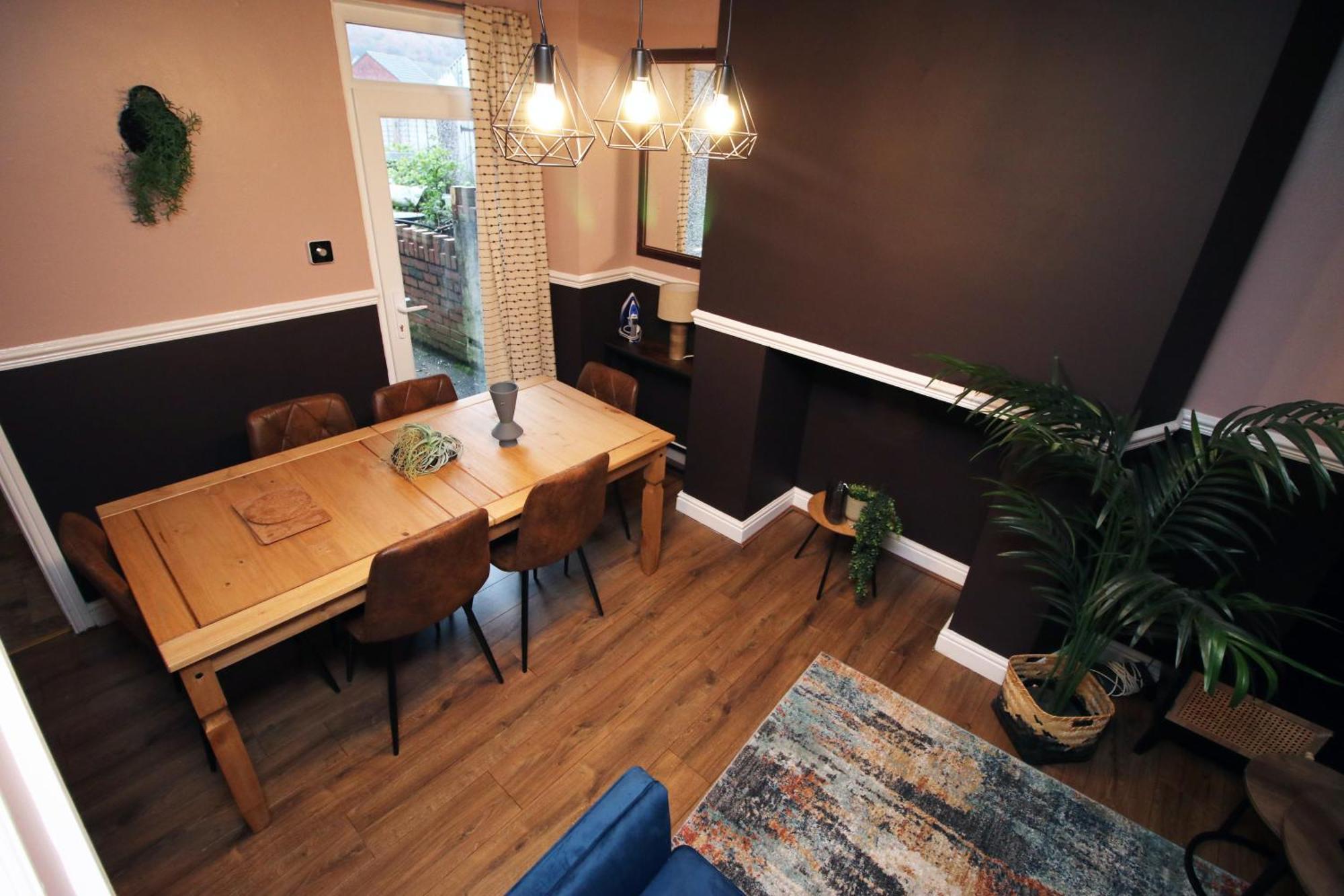 Cosy 3Br Home, Scenic Views, Ideal For Walks & Work Abertillery Zewnętrze zdjęcie