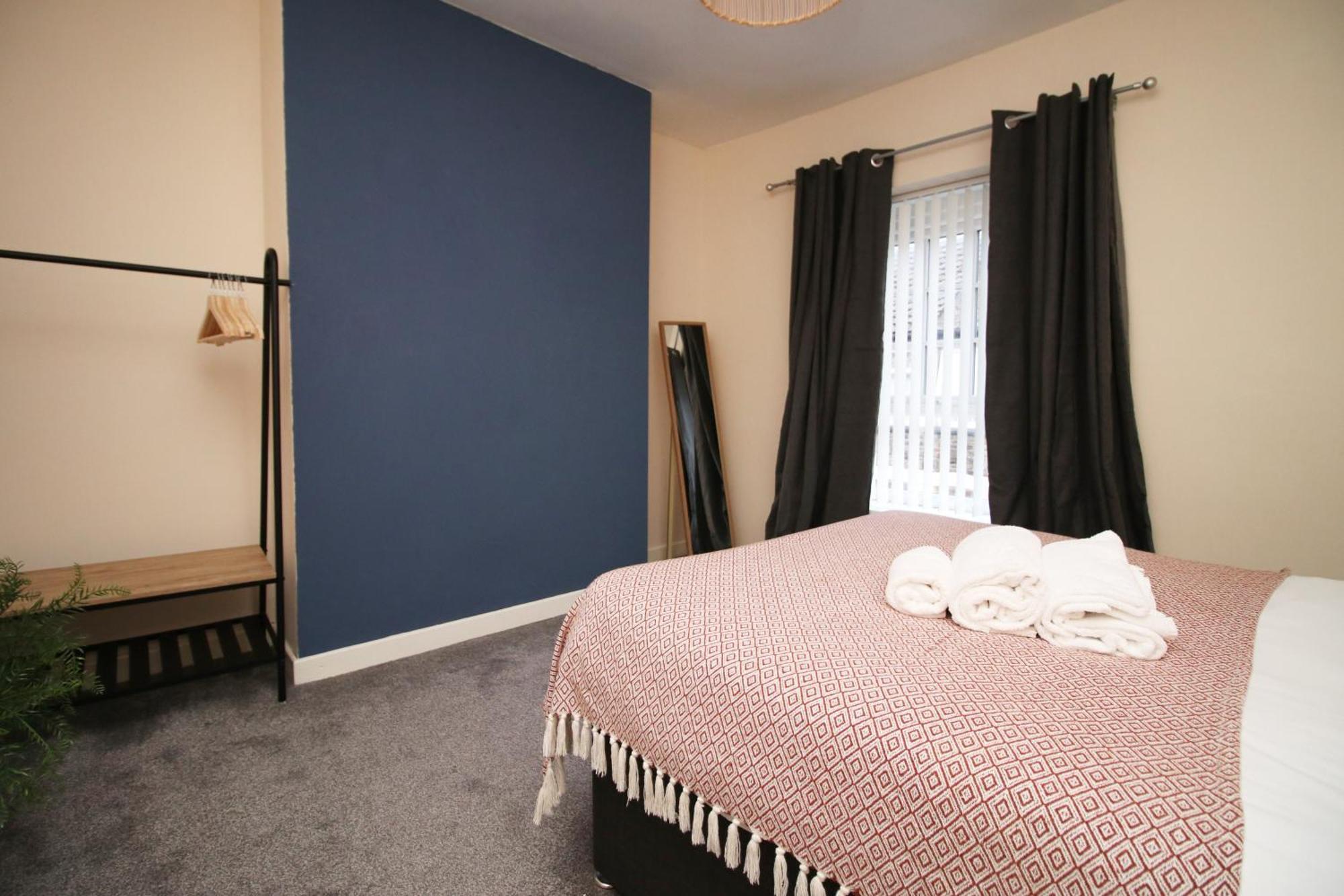 Cosy 3Br Home, Scenic Views, Ideal For Walks & Work Abertillery Zewnętrze zdjęcie