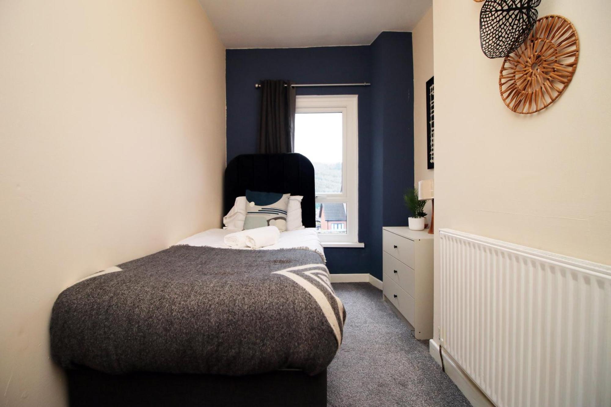 Cosy 3Br Home, Scenic Views, Ideal For Walks & Work Abertillery Zewnętrze zdjęcie