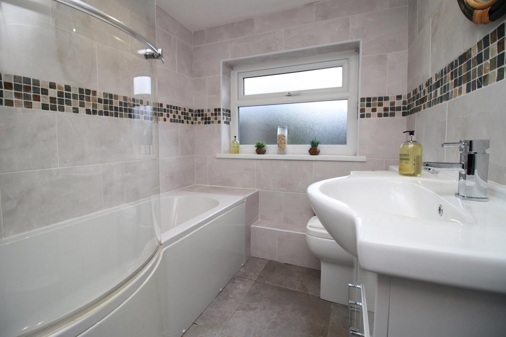 Cosy 3Br Home, Scenic Views, Ideal For Walks & Work Abertillery Zewnętrze zdjęcie